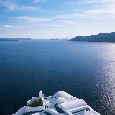 Hotel Katikies Santorini - The Leading Of The World