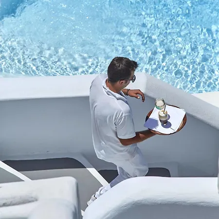 Hotel Katikies Santorini - The Leading Of The World
